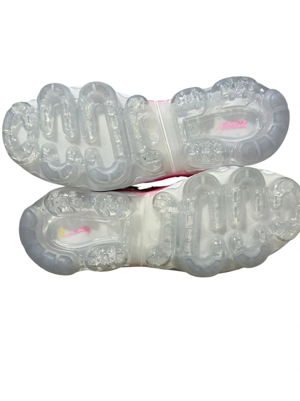 Nike Women’s Air Vapor Max Plus Sneakers  Cotton Candy Rainbow Color Way, Size 6